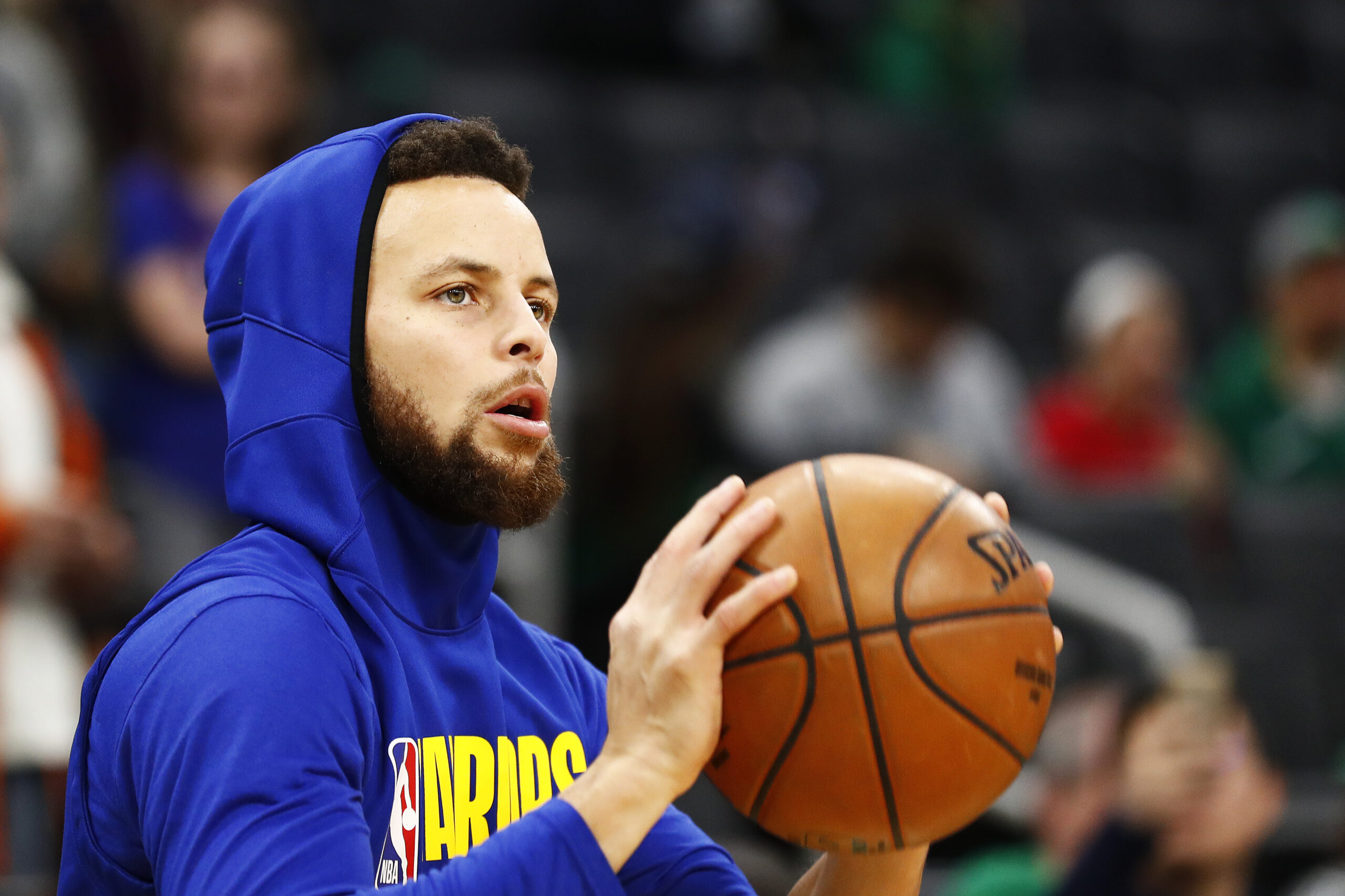 sostén Amoroso maestría Can Stephen Curry Be 'Like Mike' in Selling Signature Sportswear for Under  Armour? - Morning Consult