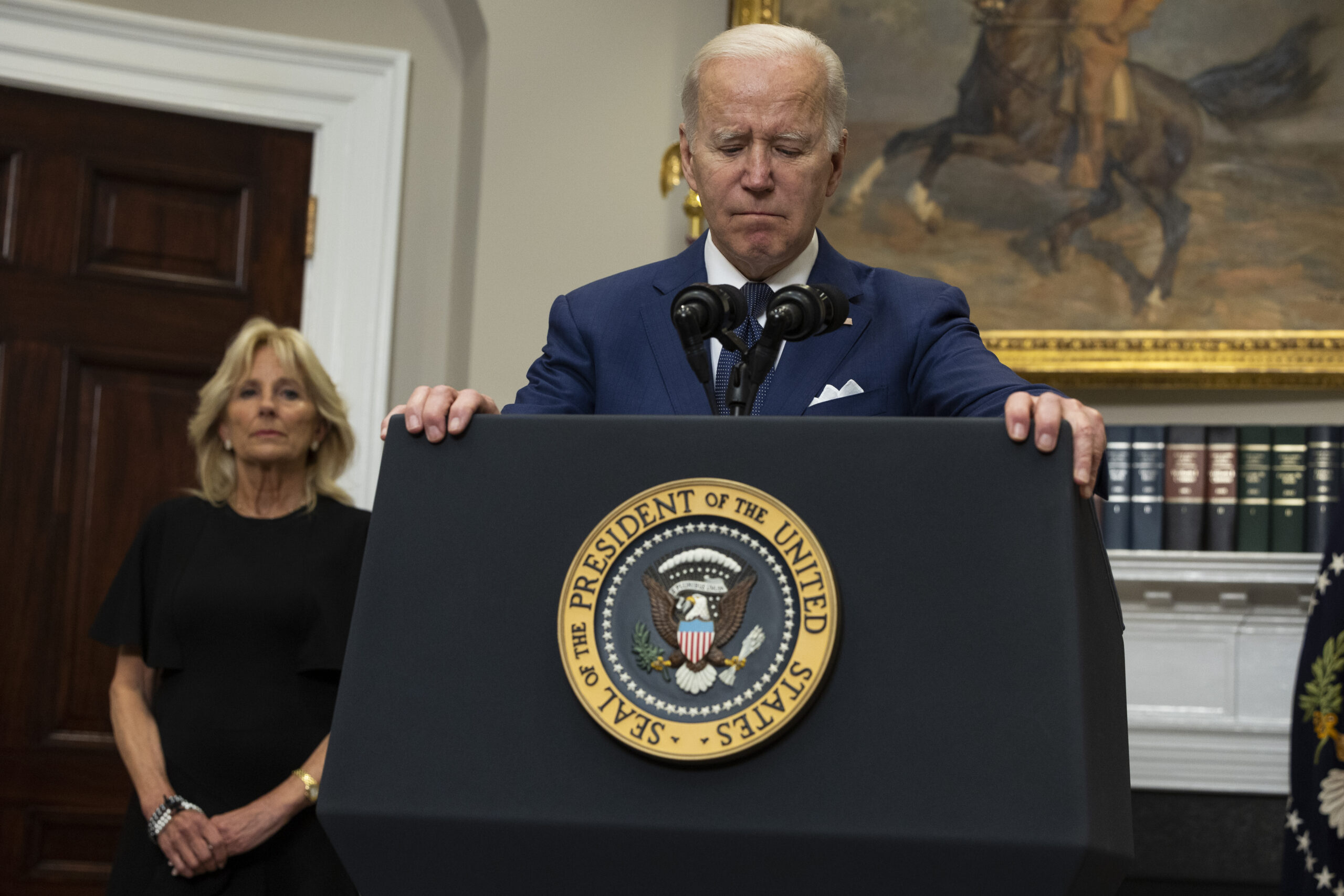 Biden addresses gun control following mass shootings