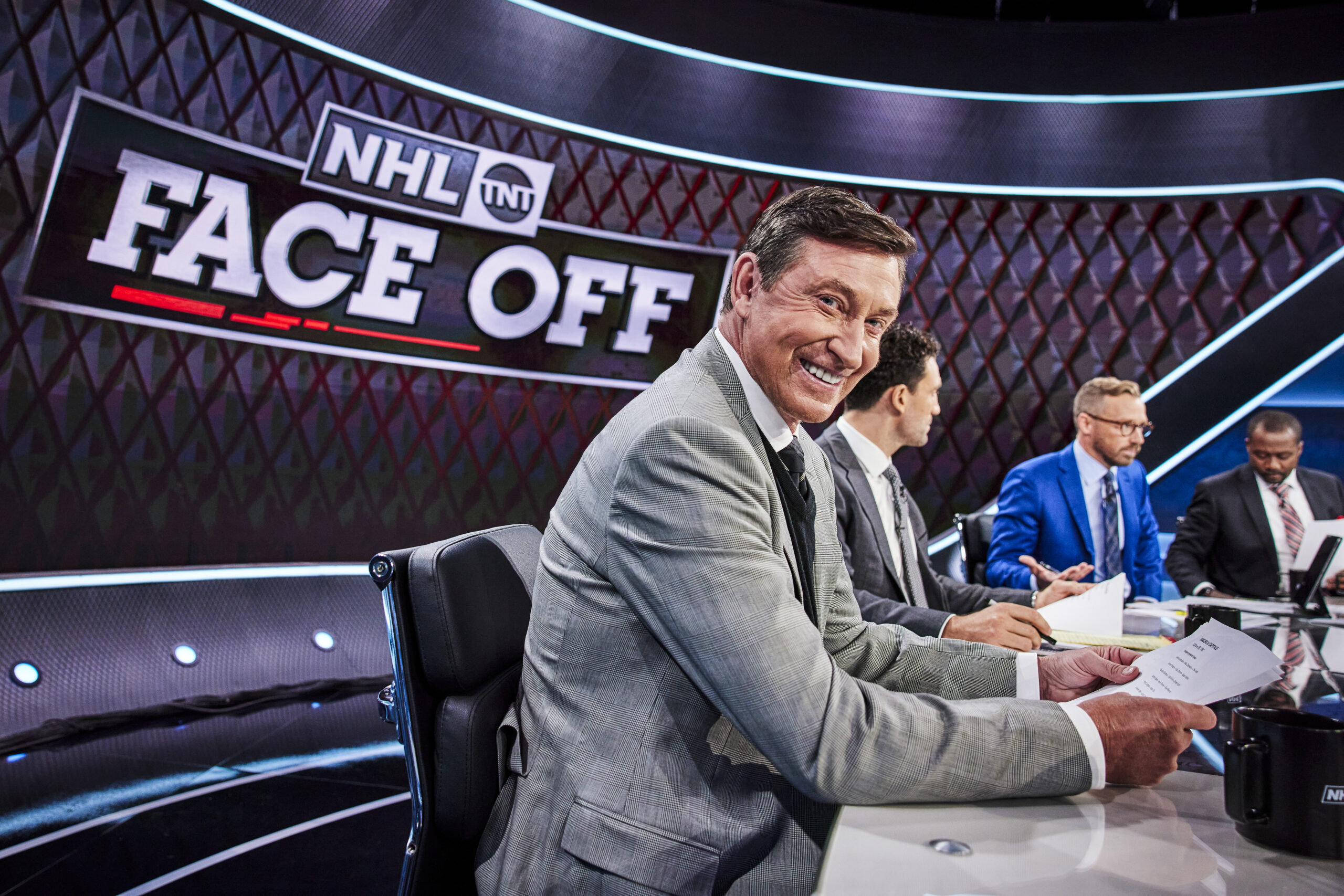 Image of Hockey Hall of Famer Wayne Gretzky participating in NHL media coverage
