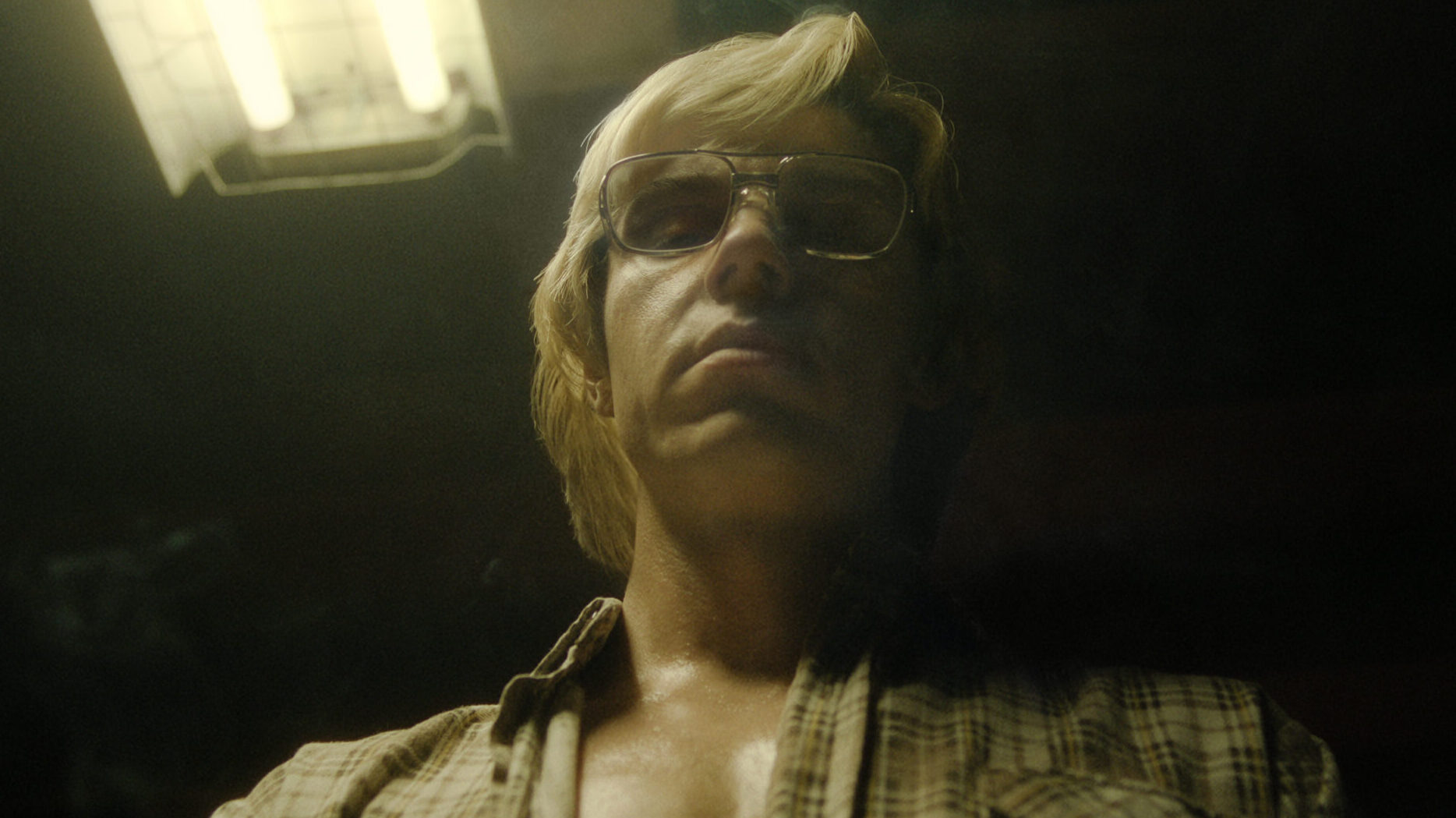 Image of Evan Peters as serial killer Jeffrey Dahmer in Netflix's “Dahmer – Monster: The Jeffrey Dahmer Story